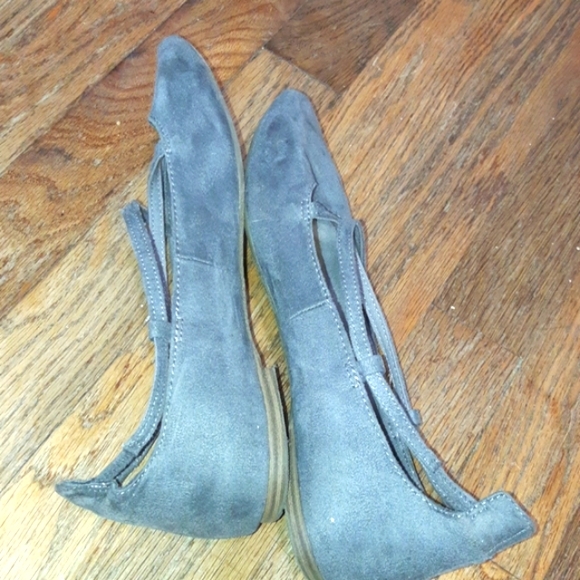 GAP grey suede high back ballerina flats - Picture 13 of 17